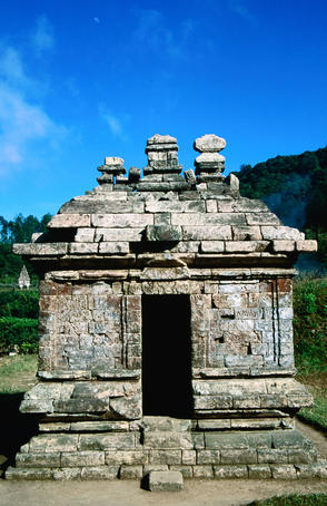 Hindu Gedong Songo Temple, Gunung Ungaran.