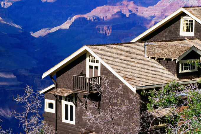 Kolb Studio bookstore and art gallery on South Rim.