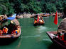 Tour boats in Three Lttle Gorges.