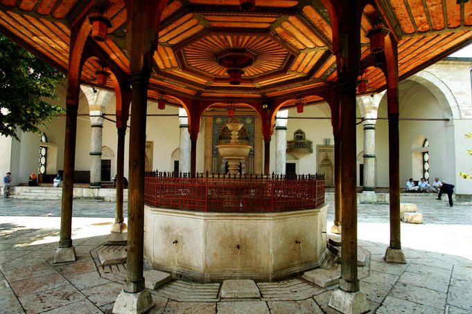 Fountain at Gazi Husrev Bey Mosque, Bascarsija