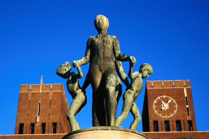 Sculpture at the Radhus (Oslo City Hall).