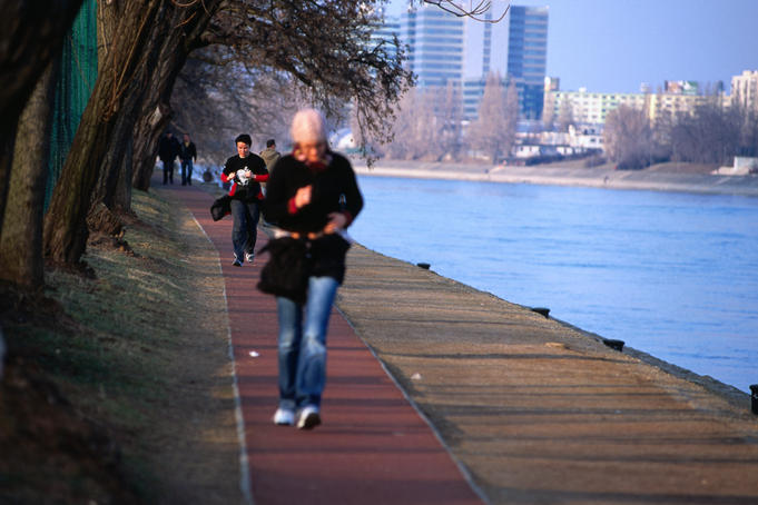 Joggers, Margaret Island.