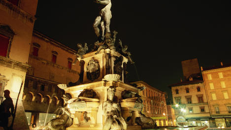 Neptune Fountain, Bologna