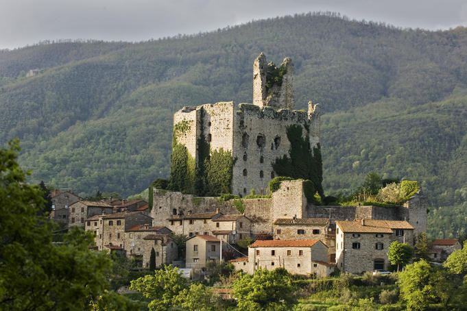 Rocca di Perle.
