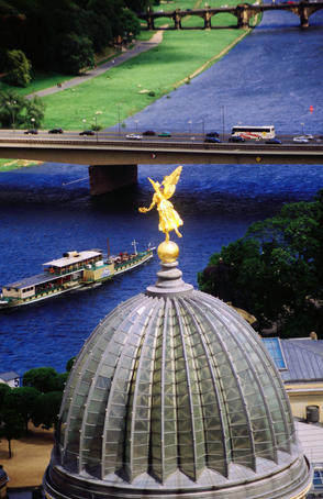 Dome roof of Baroque Academy of Arts above the River Spree.