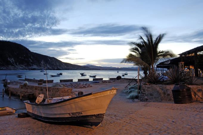 Sunrise at Tehuamixtle beach.