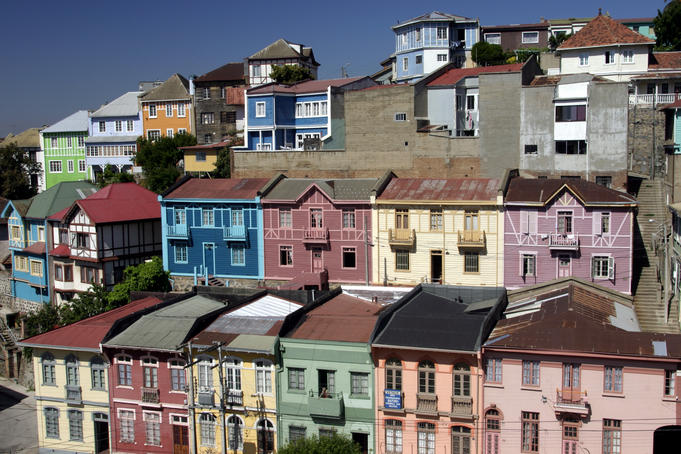 Colourful tiered houses on the city's steep hills near Bella Vista, Valparaiso