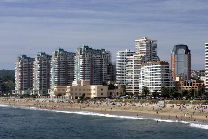 Crowds enjoy a sunny holiday at popular beach resort, Vina del Mar