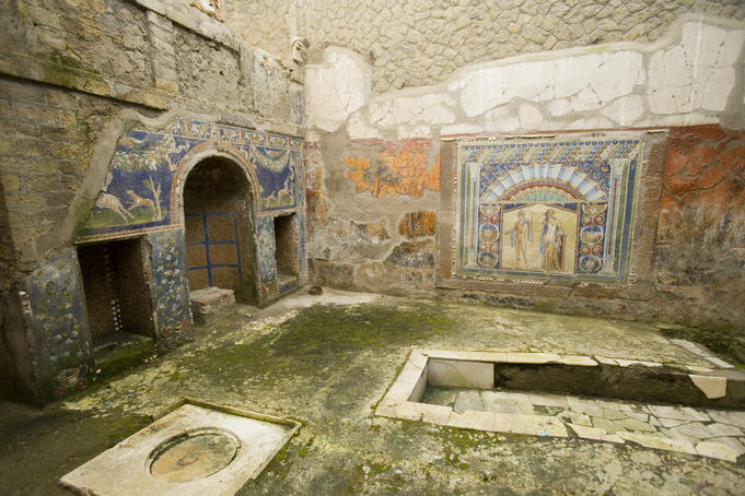 Casa dei Nettuno e Anfitrite, Herculaneum.
