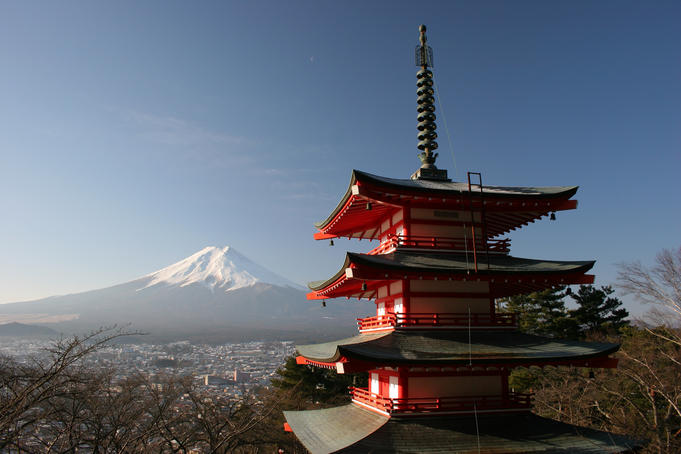 The pagoda of Chureito & Mount Fuji