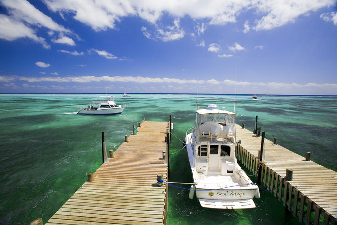 Dive Boats, Little Cayman Beach Club.