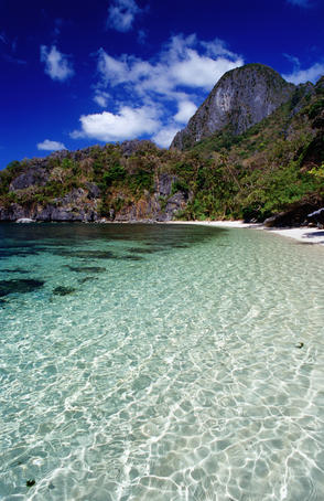 Paradise Beach, Cadlao Island.