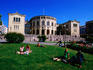 People on grass by Spikersuppa in Eidvolls-plass.