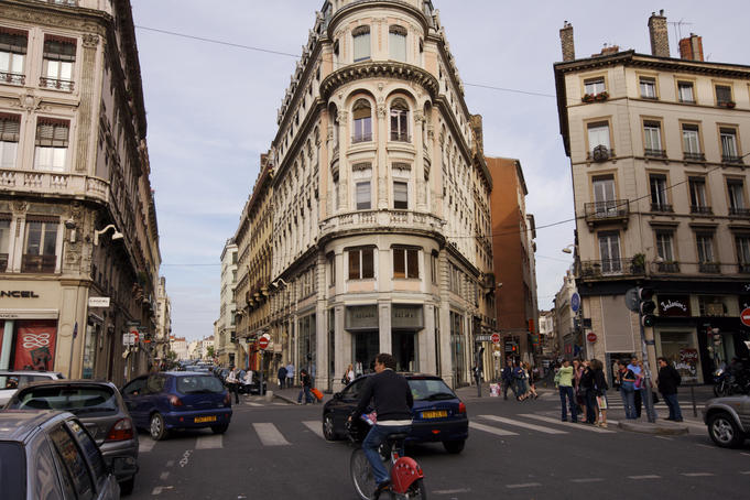Place des Jacobins.