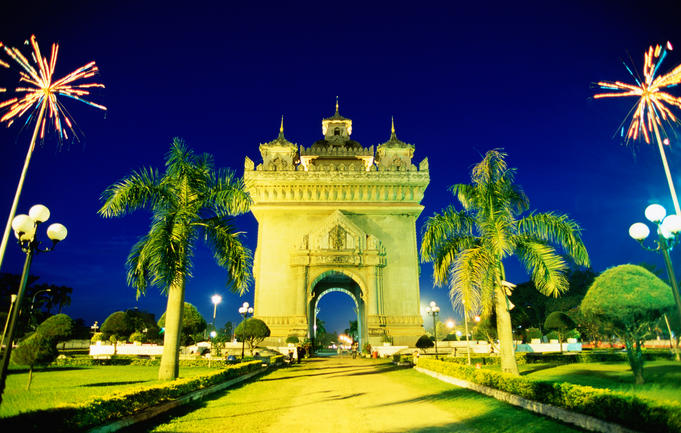 Illuminated Patuxai monument.