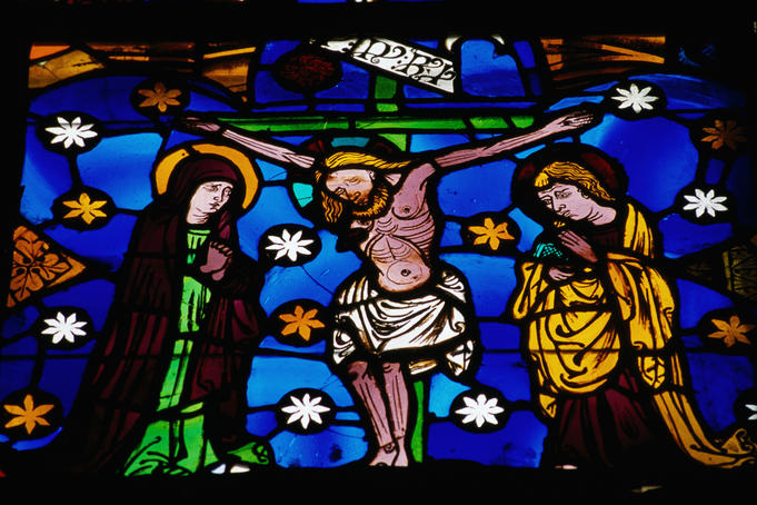 Stained galss detail, Jesus on cross and Mary Magdelene, Monestir de Pedralbes.