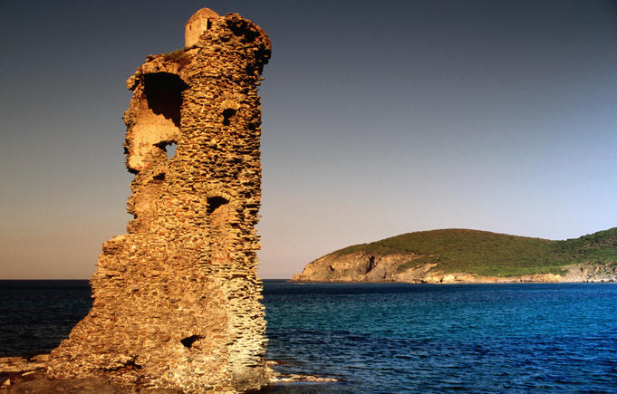 Tour de Santa Maria (Santa Maria Tower).