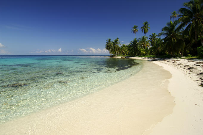White sand beach, San Blas Archipelago.