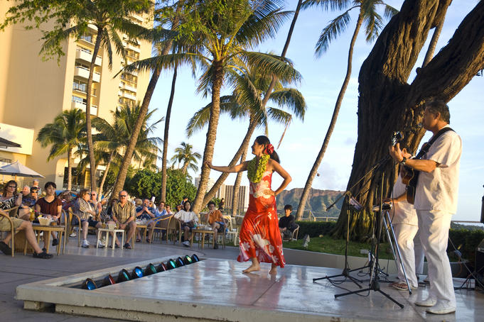 Hawaiian performance at The Halekulani Hotel.