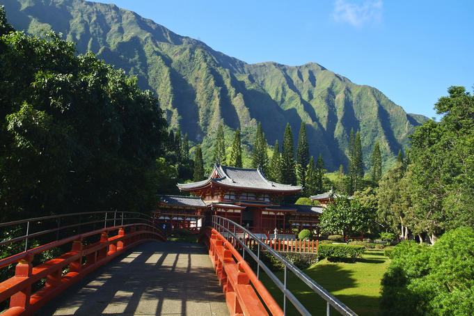 Byodo-In Temple in Valley of the Temples.