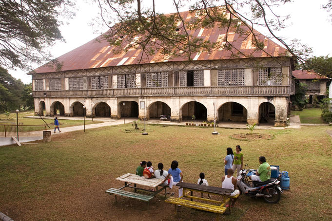 Lazi Convent.