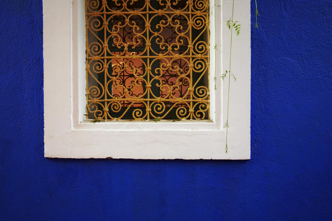 Window detail in villa in Majorelle Garden.