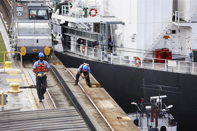 Gatun Locks workers.