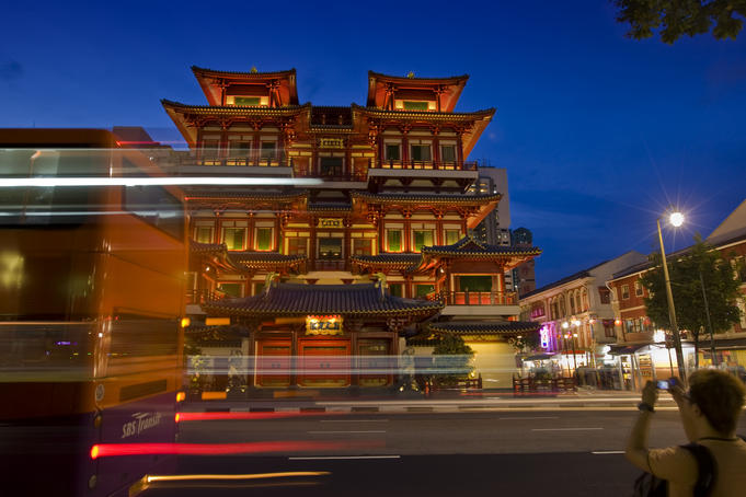 Buddha Tooth Relic Temple, Chinatown.