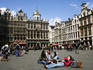 Lunchtime on the Grand Place.