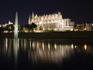Parc de la Mar fountain and La Seu Palma Cathedral.