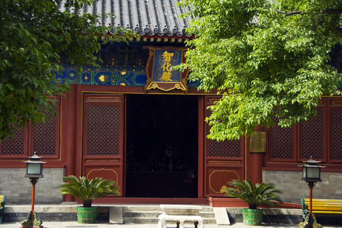 Zhihua Temple.