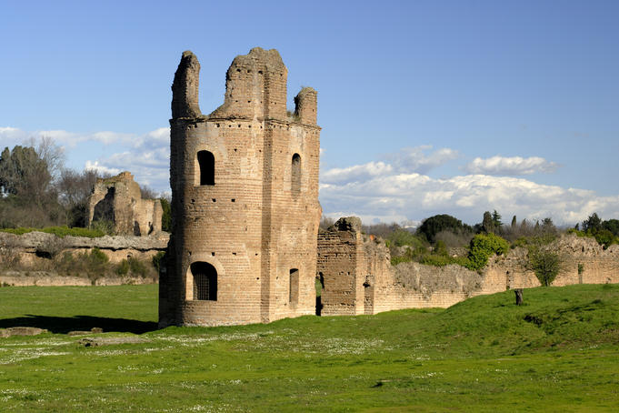 Circo di Massenzio ruins.