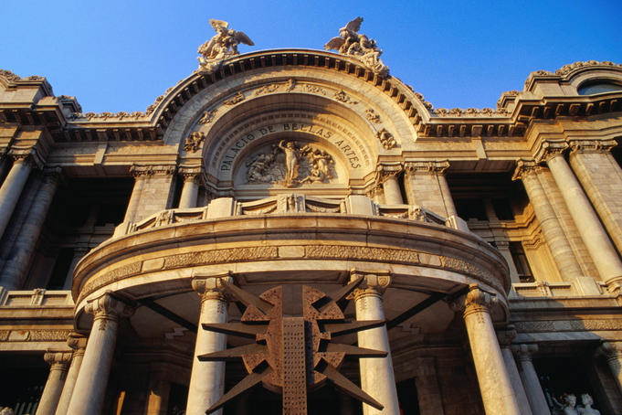 Palace of Fine Arts (PAlacio de la Bellas Artes).