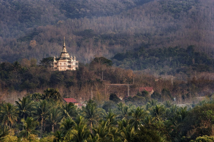 Wat Pa Phon Phao forest meditation temple set amongst the hills.