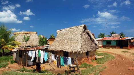 Village passed on journey into La Mosquitia area.