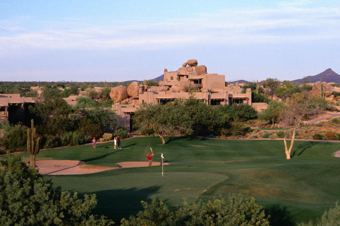 A round of golf at the Boulders Resort Hotel near Scottsdale - Phoenix, Arizona