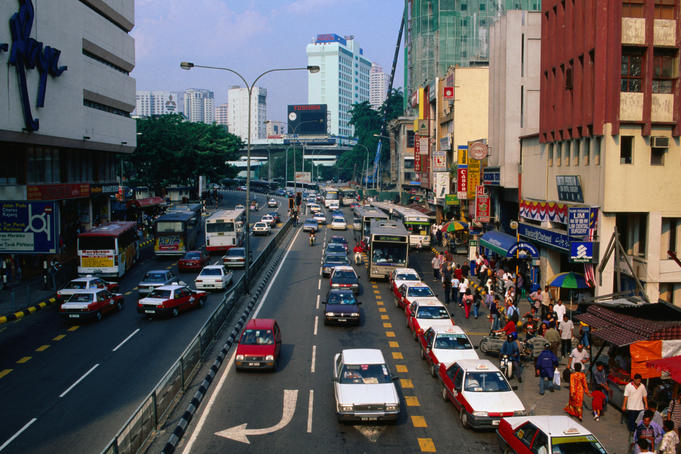 Busy traffic on Chang Lok Street.
