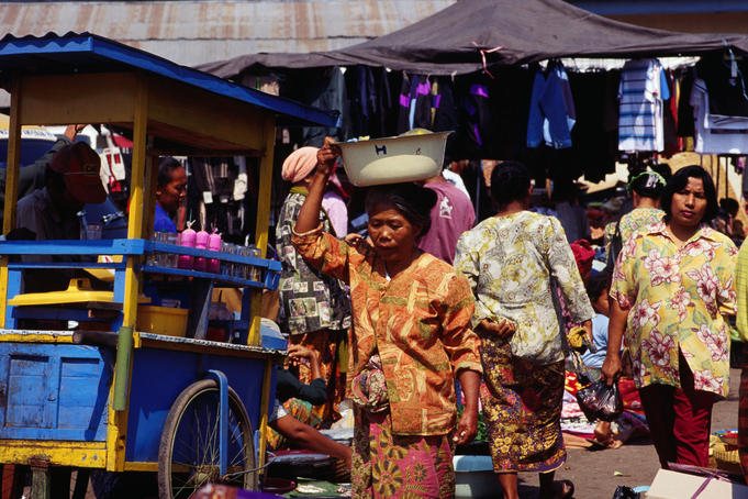 Ampenan market.