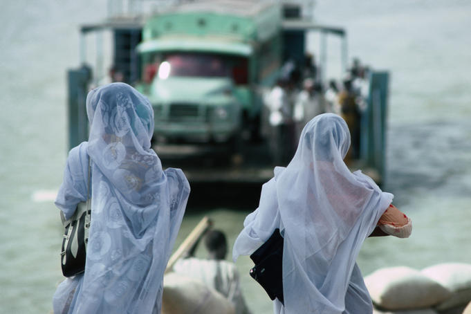 Women await the ferry at Khartoum.