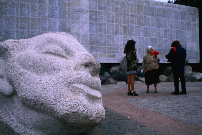 1993 Memorial for those who were 'disappeared' and executed during the military regime in Santiago's Cemeterio General.