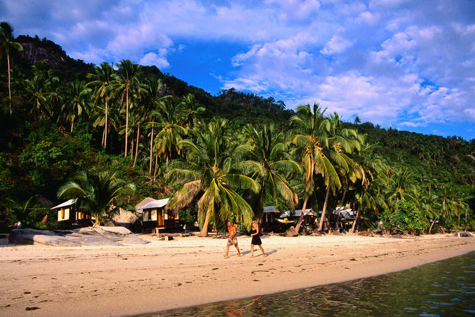 Walking along the beautiful Hat Rin Nai Beach on Ko Pha-Nga Island - Surat Thani