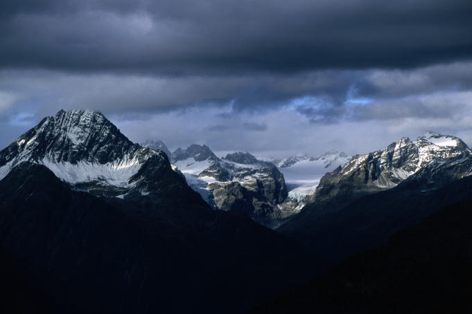 Piz Linard (3411m), the Tiatscha glacier and Piz Fliana (3281m) in the Swiss National Park.