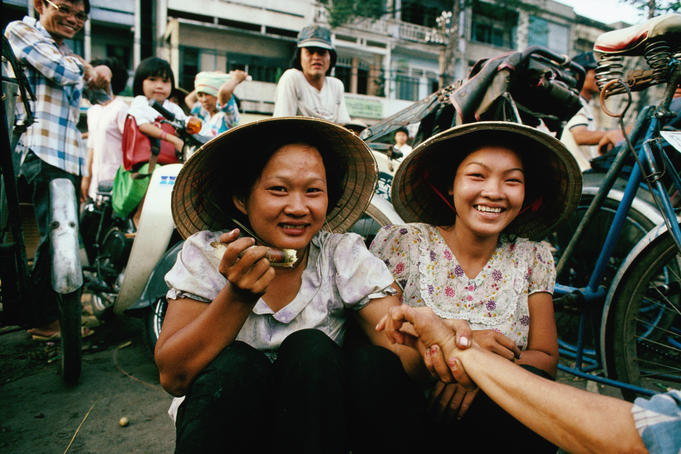 Young women at the Cholon Market