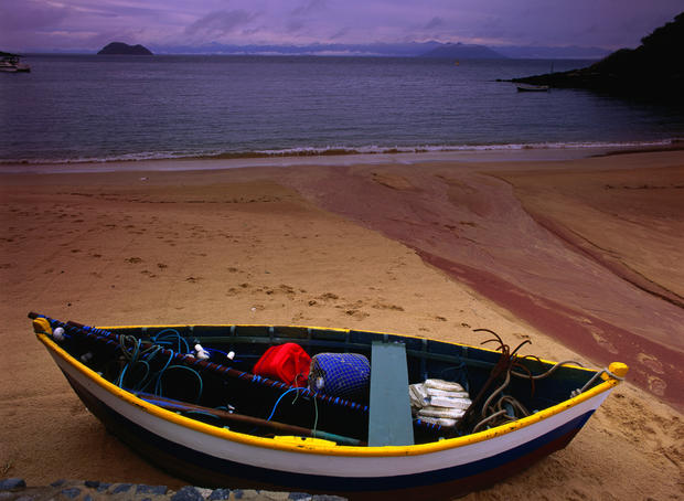 Boat on João Fernandes Beach, Buzios