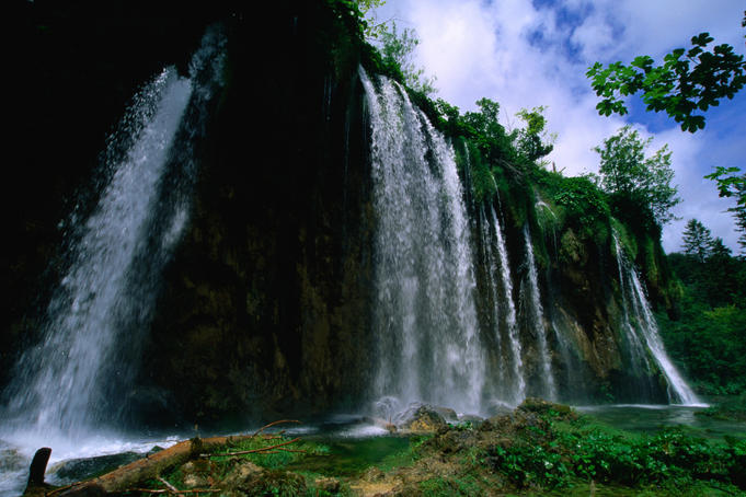 Plitvice+lakes+national+park+waterfalls