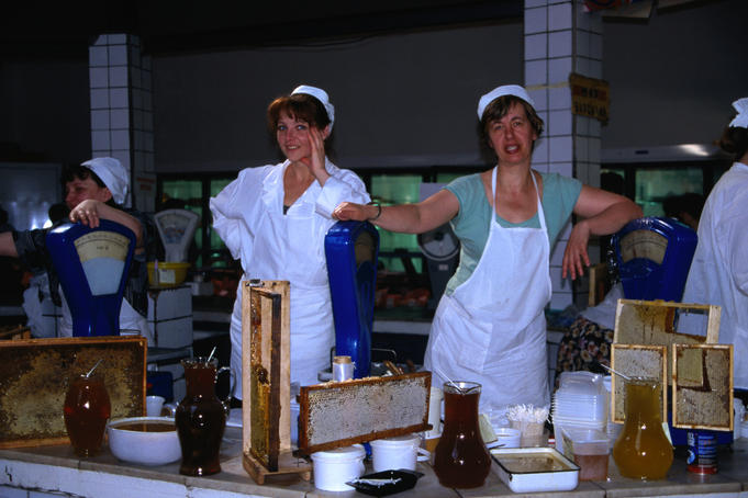 Women selling honey at the Kuznechny Market
