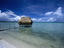 Kiribati: so kissable!